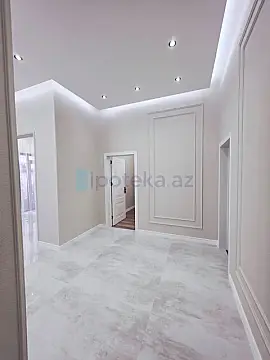 Satılır 4 otaqlı mənzil 130 m²