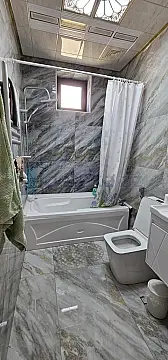Satılır 5 otaqlı həyət evi 150 m²