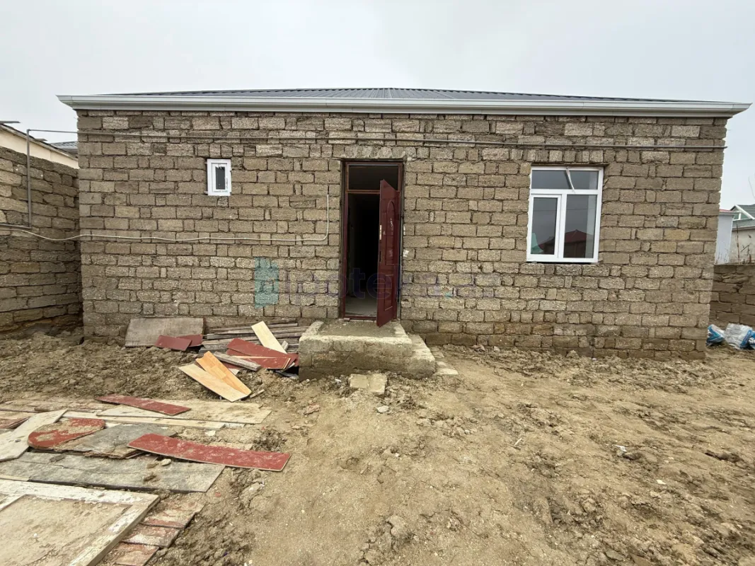 Satılır 4 otaqlı həyət evi 115 m²