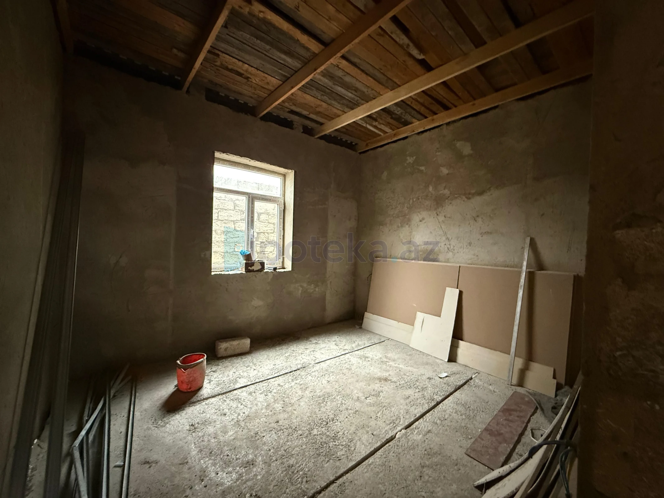 Satılır 4 otaqlı həyət evi 115 m²