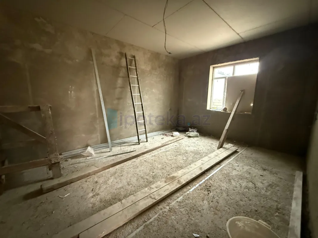 Satılır 4 otaqlı həyət evi 115 m²