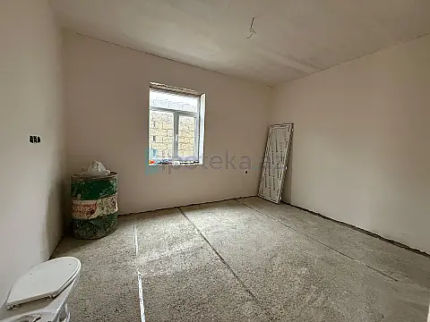 Satılır 4 otaqlı həyət evi 115 m²