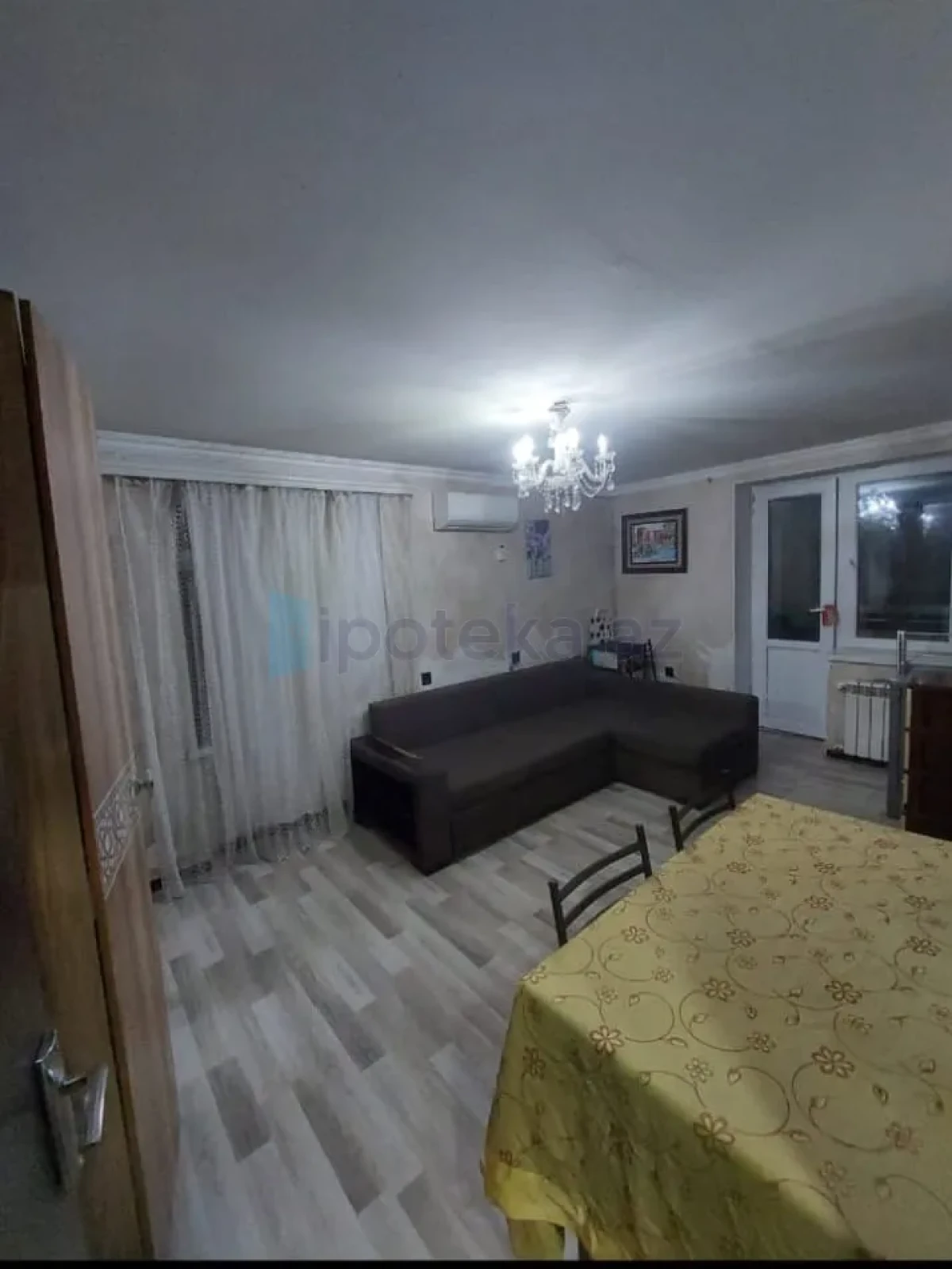 Satılır 2 otaqlı köhnə tikili 30 m²