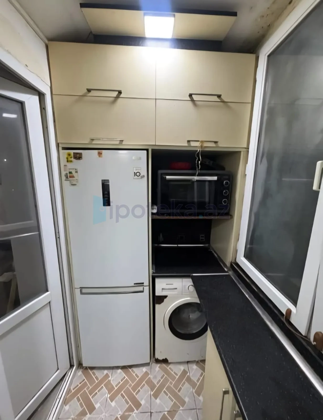 Satılır 2 otaqlı köhnə tikili 30 m²