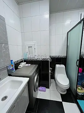 Satılır 2 otaqlı köhnə tikili 55 m²