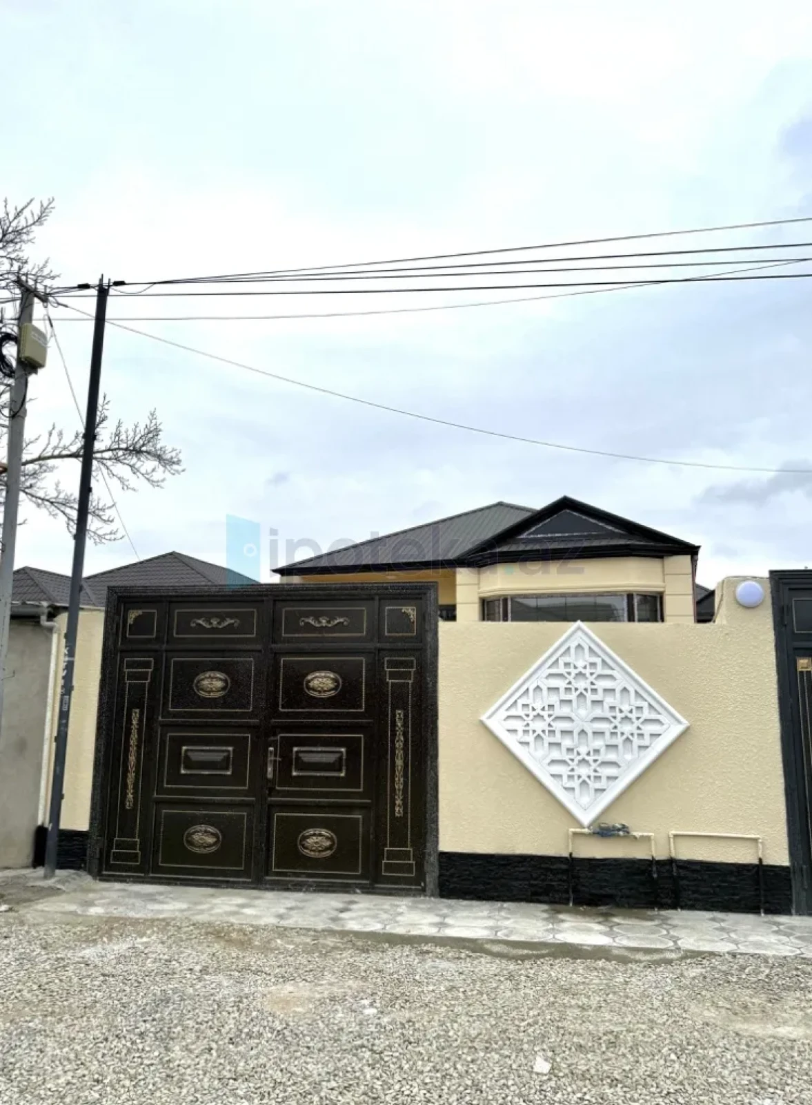 Satılır 3 otaqlı həyət evi 77 m²