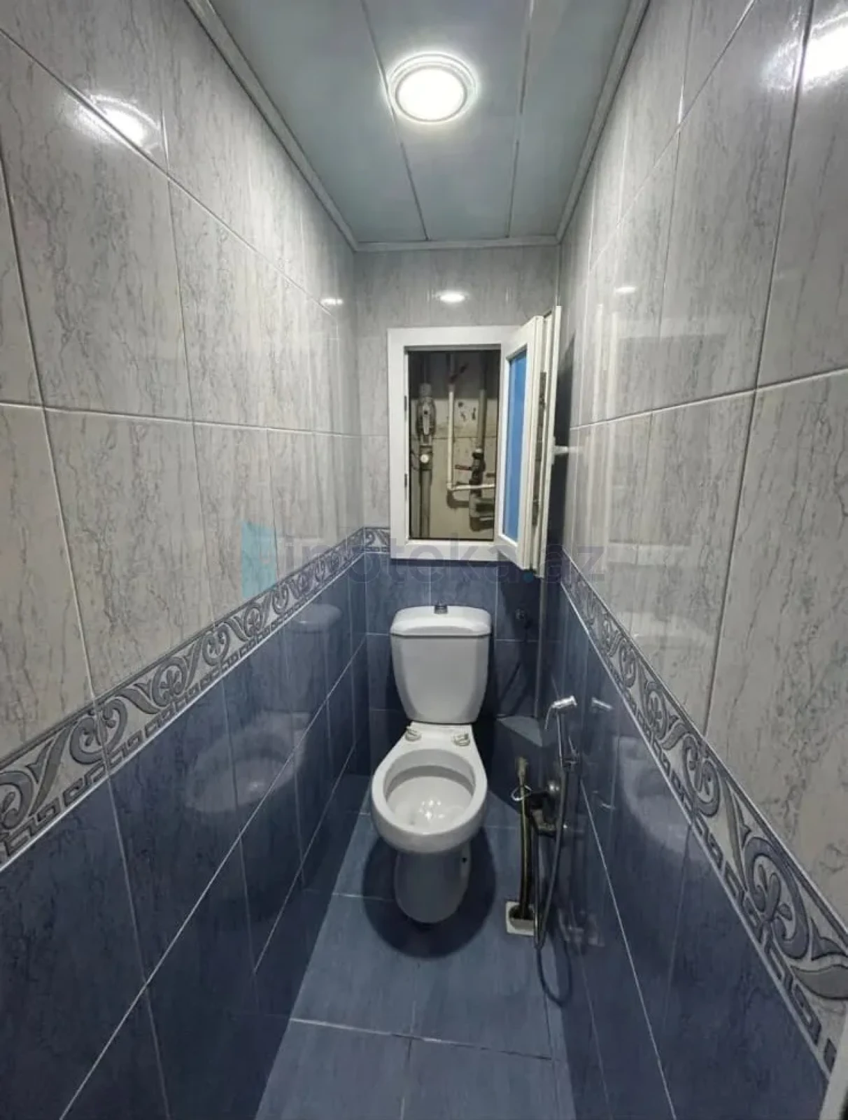 Satılır 2 otaqlı köhnə tikili 60 m²