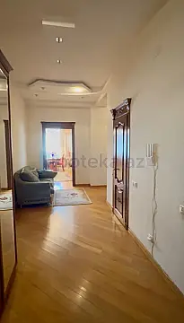 Satılır 2 otaqlı yeni tikili 110 m²