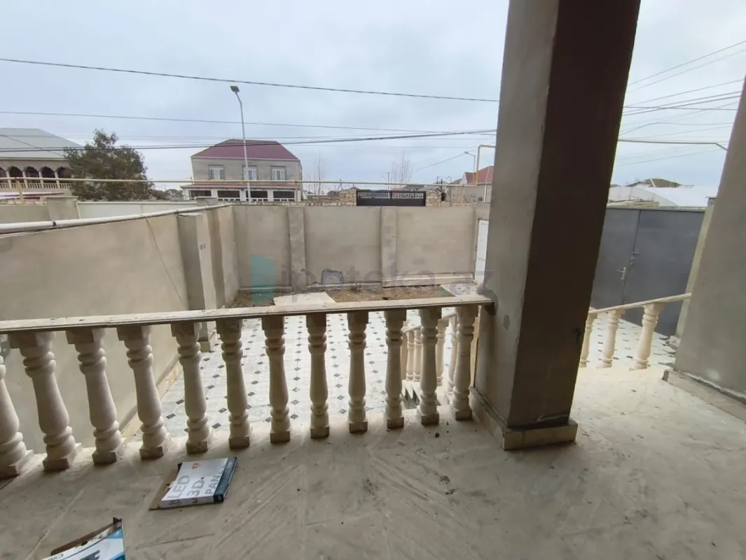 Satılır 3 otaqlı həyət evi 100 m²