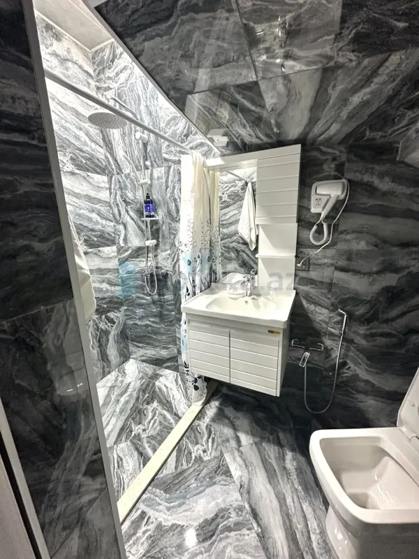 Satılır 4 otaqlı həyət evi 111 m²