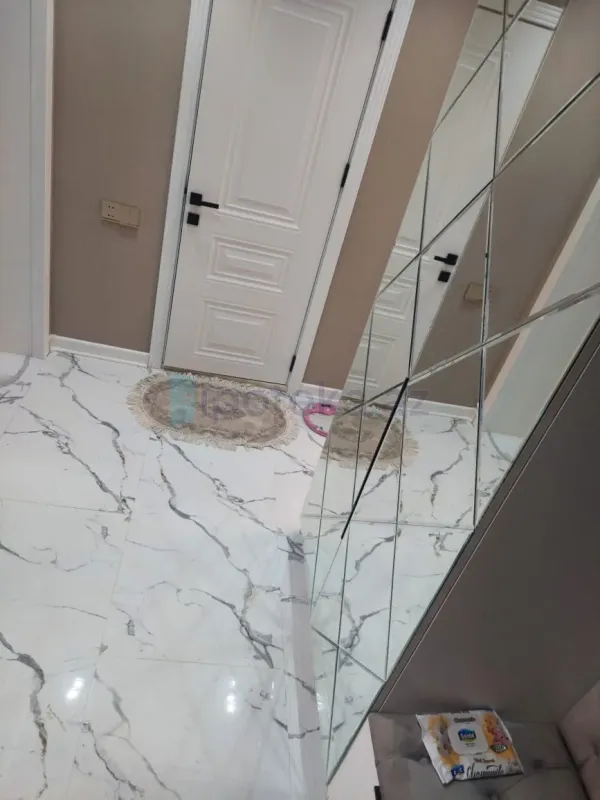 Satılır 2 otaqlı köhnə tikili 60 m²