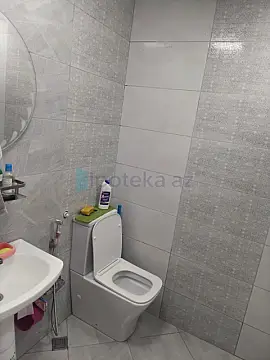 Satılır 2 otaqlı köhnə tikili 60 m²