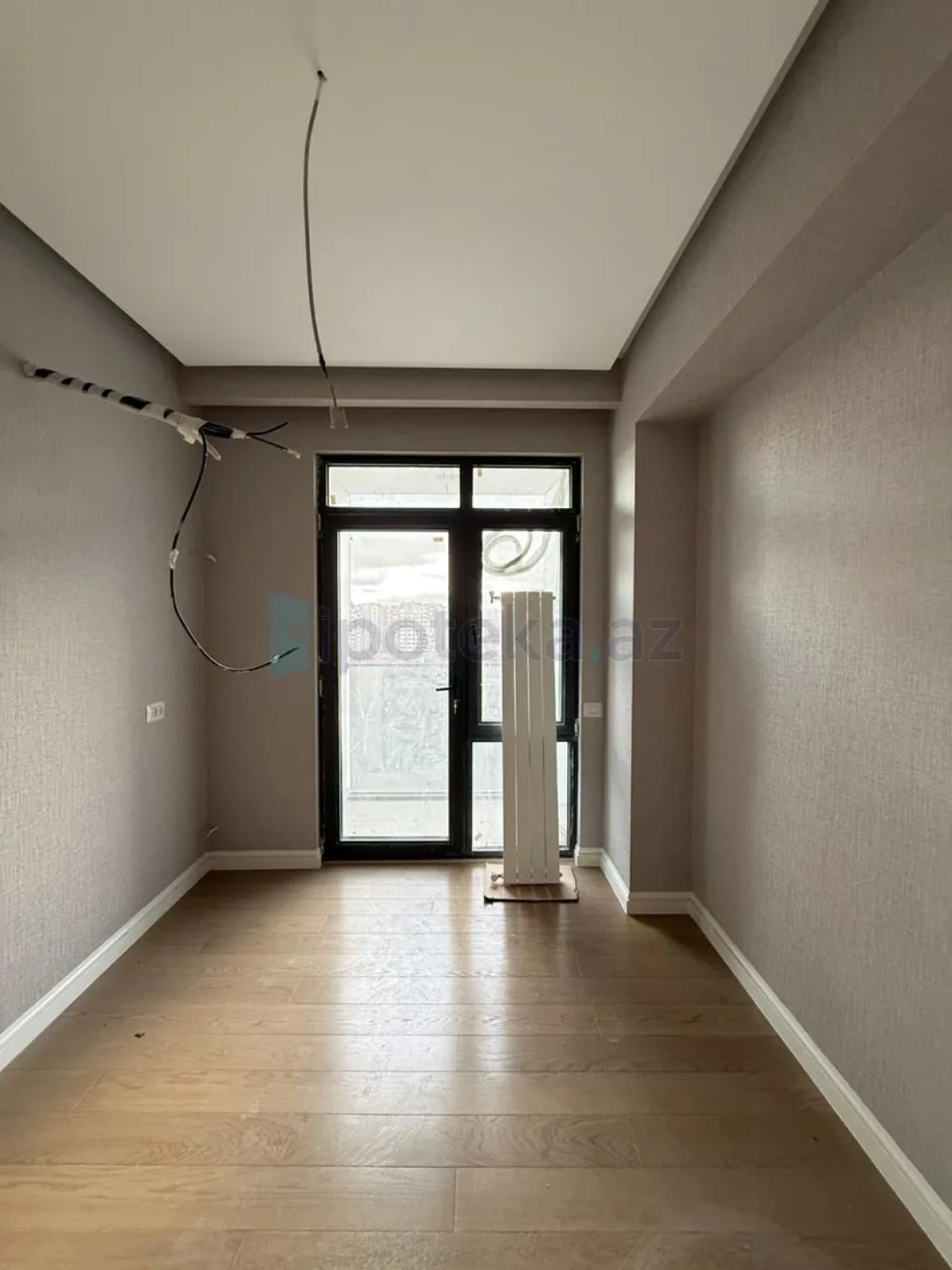 Satılır 3 otaqlı yeni tikili 84 m²