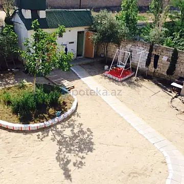 Satılır 6 otaqlı həyət evi 270 m²