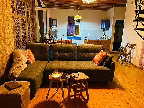 Satılır 6 otaqlı həyət evi 270 m²