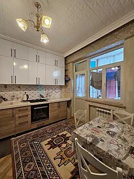 Satılır 3 otaqlı yeni tikili 80 m²