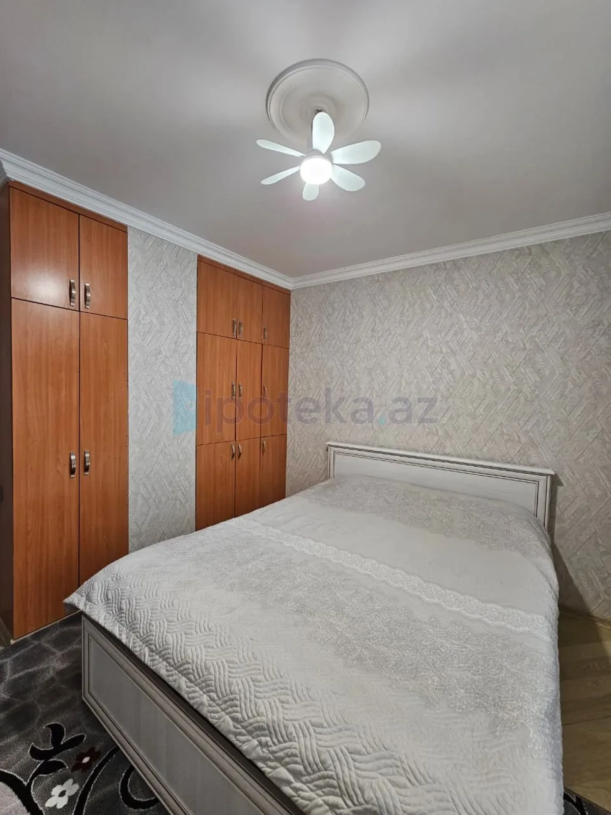 Satılır 3 otaqlı yeni tikili 80 m²