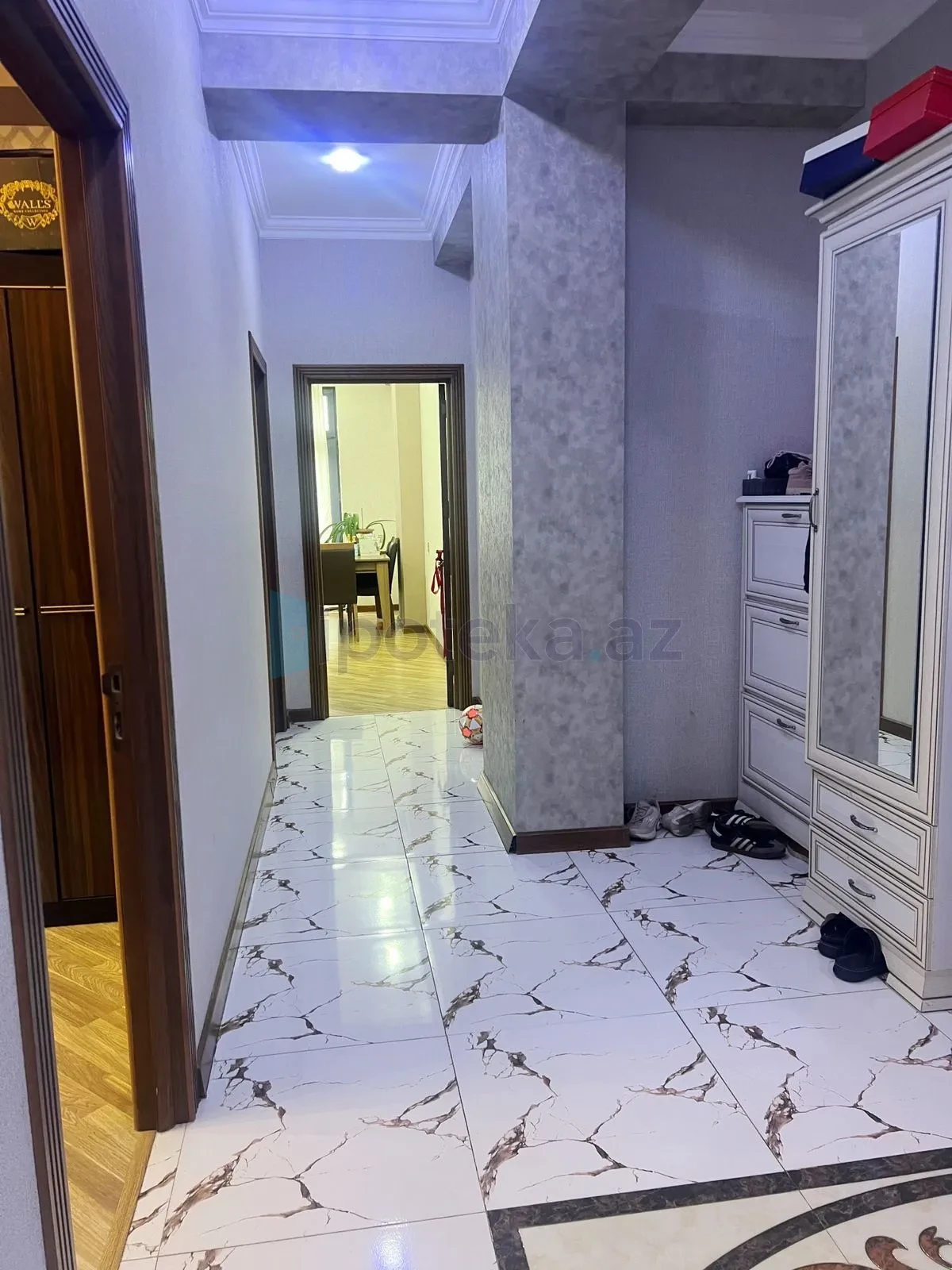 Satılır 3 otaqlı köhnə tikili 110 m²