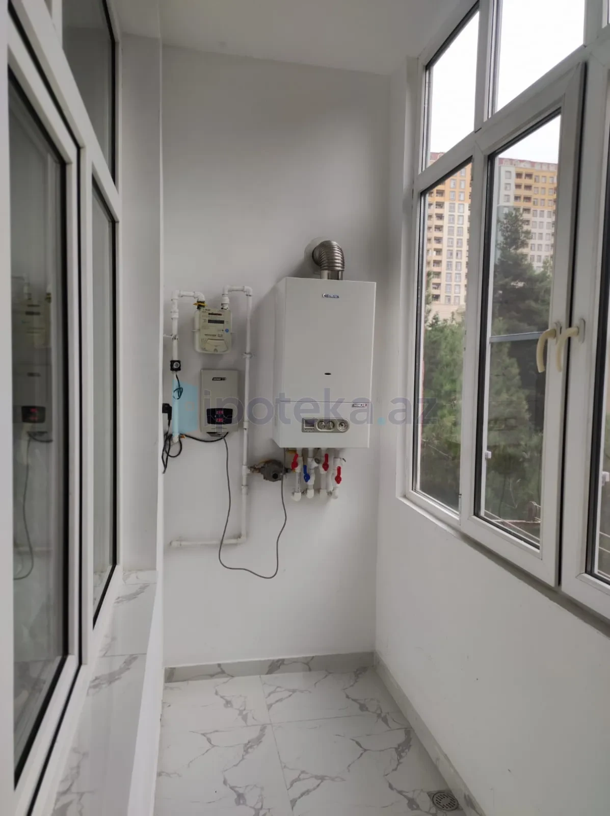 Satılır 2 otaqlı yeni tikili 64 m²