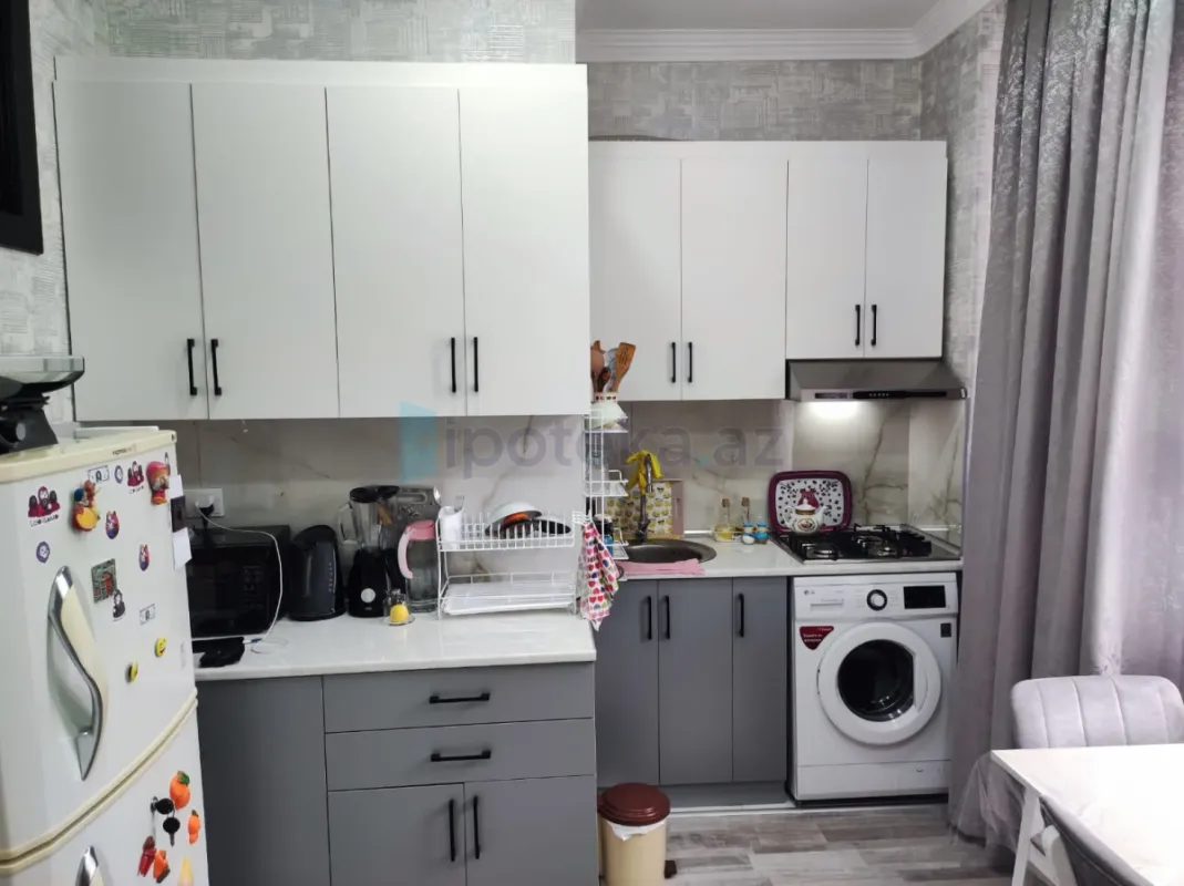 Satılır 2 otaqlı yeni tikili 64 m²