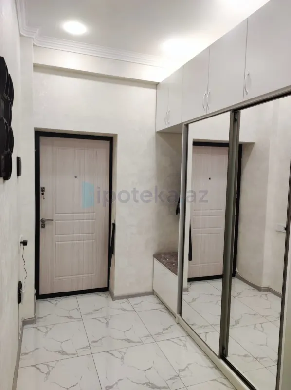 Satılır 2 otaqlı yeni tikili 64 m²