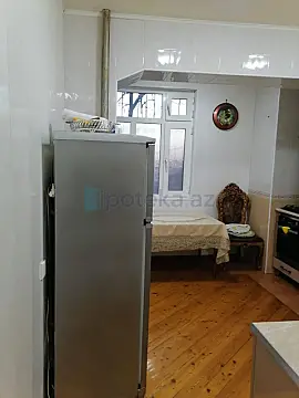 Satılır 3 otaqlı köhnə tikili 79.9 m²