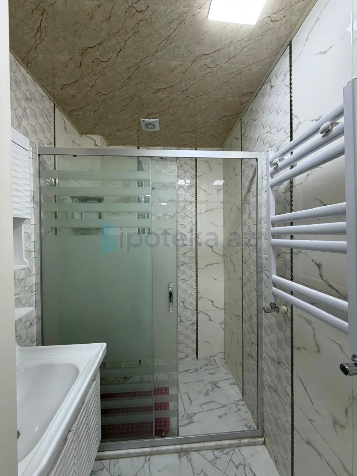 Satılır 3 otaqlı yeni tikili 57 m²