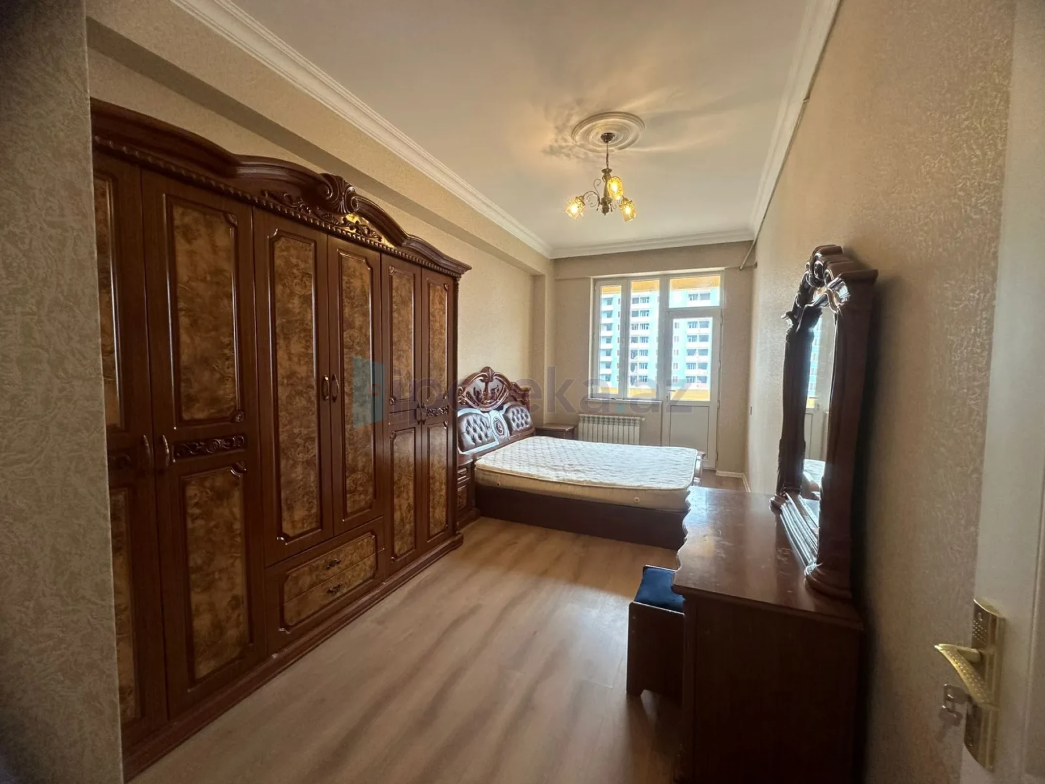 Satılır 2 otaqlı yeni tikili 66 m²