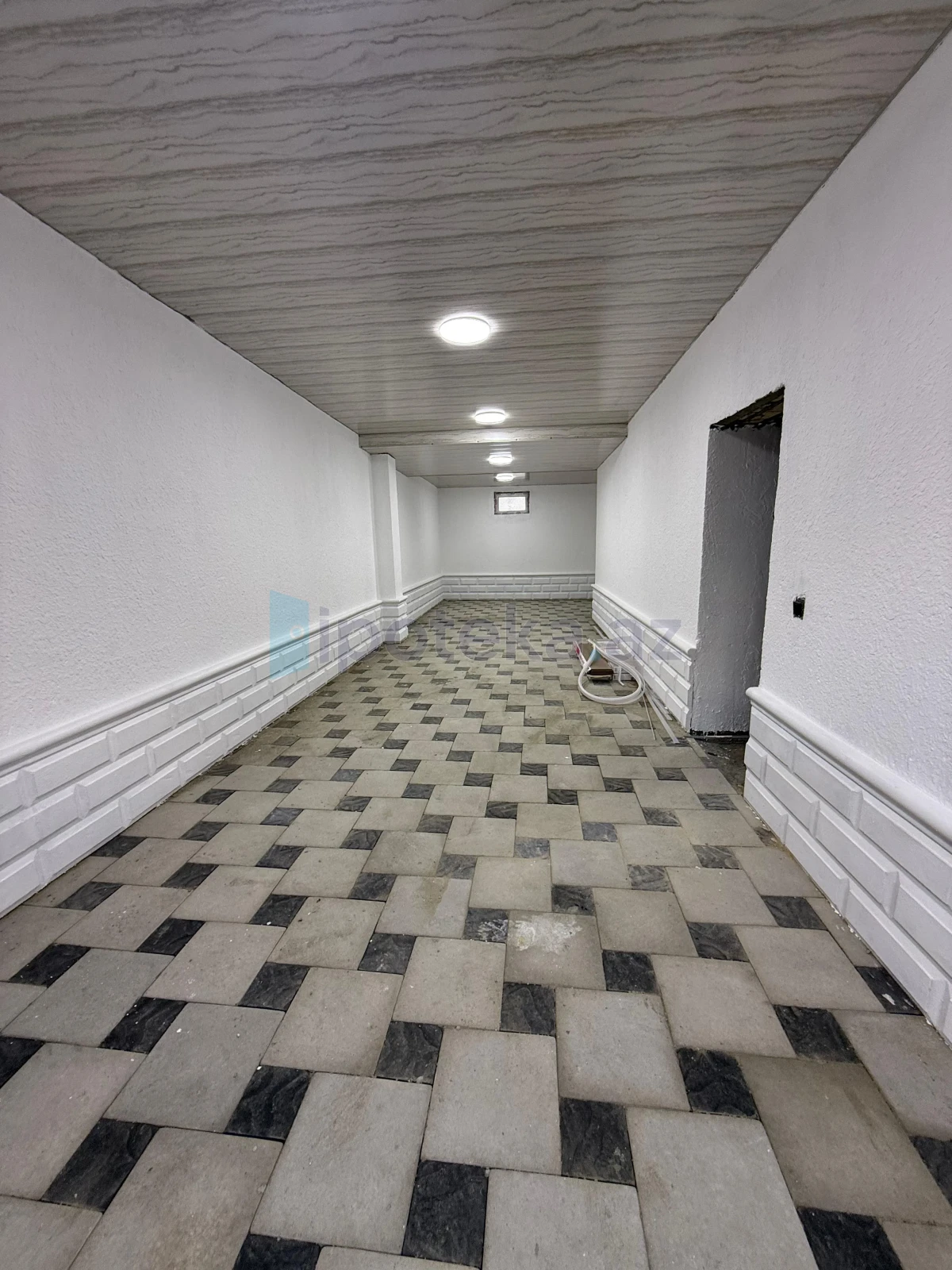 Satılır 4 otaqlı həyət evi 160 m²