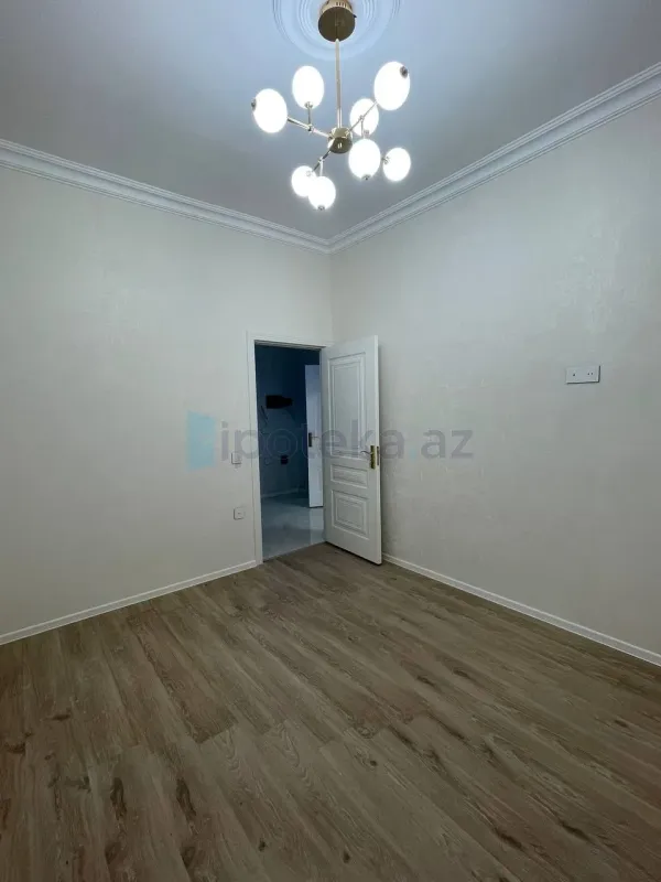 Satılır 3 otaqlı yeni tikili 72 m²