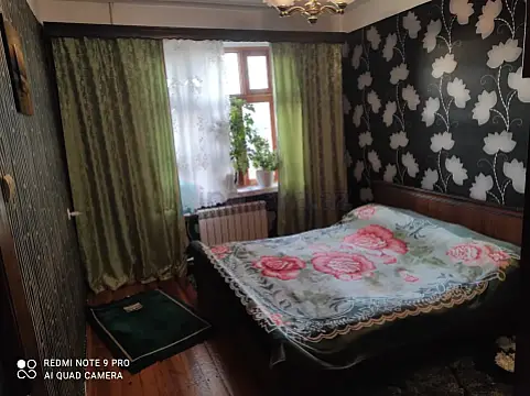 Satılır 3 otaqlı köhnə tikili 75 m²