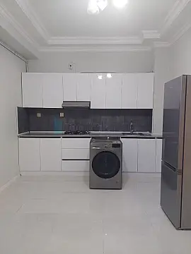 Satılır 2 otaqlı yeni tikili 72 m²