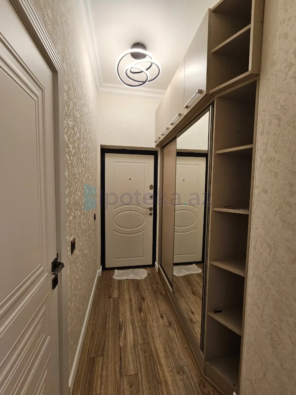 Satılır 3 otaqlı yeni tikili 74 m²