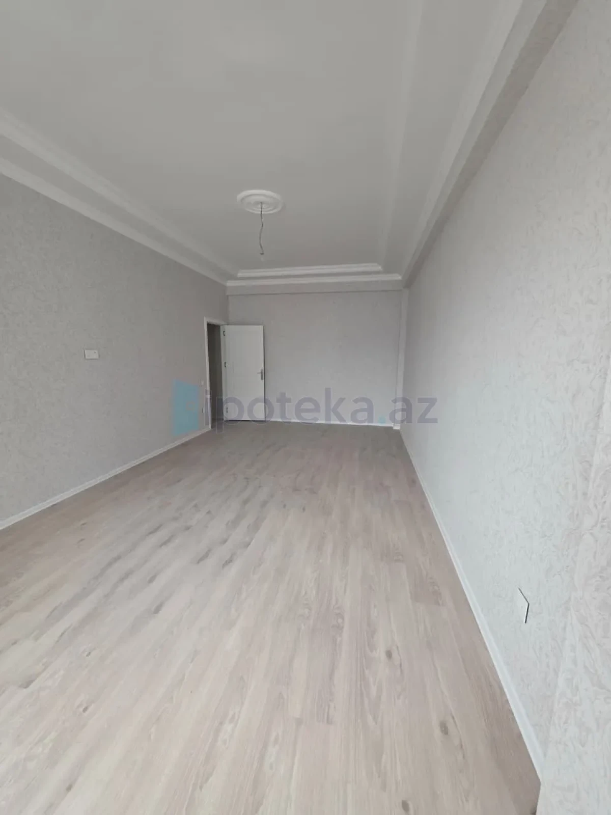 Satılır 2 otaqlı yeni tikili 86 m²