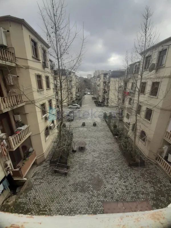 Satılır 2 otaqlı yeni tikili 61 m²