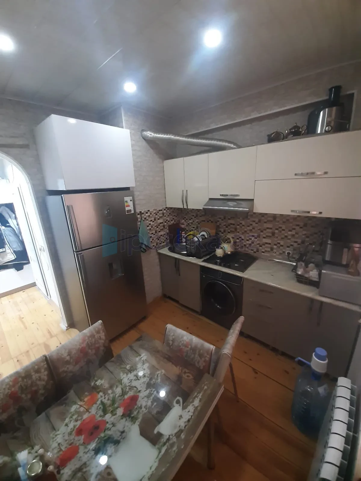 Satılır 2 otaqlı yeni tikili 61 m²