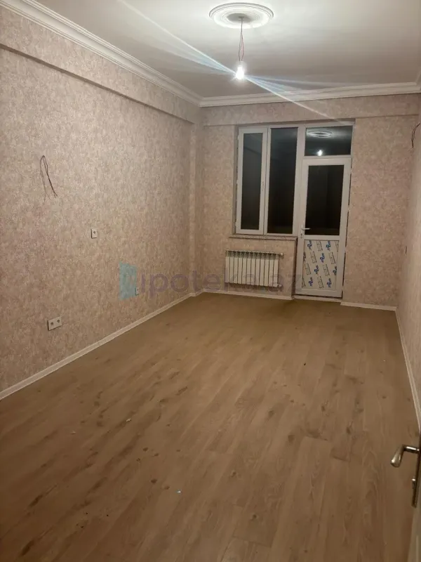 Satılır 2 otaqlı yeni tikili 81 m²
