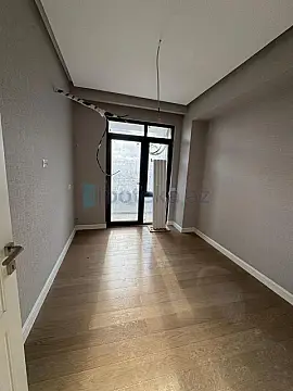 Satılır 3 otaqlı yeni tikili 84.3 m²