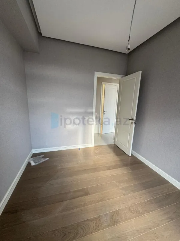 Satılır 3 otaqlı yeni tikili 84.3 m²