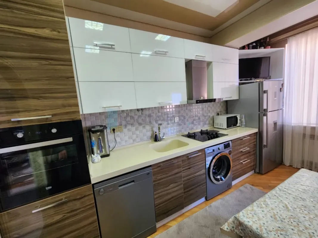 Satılır 3 otaqlı yeni tikili 59 m²