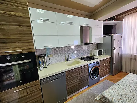 Satılır 3 otaqlı yeni tikili 59 m²
