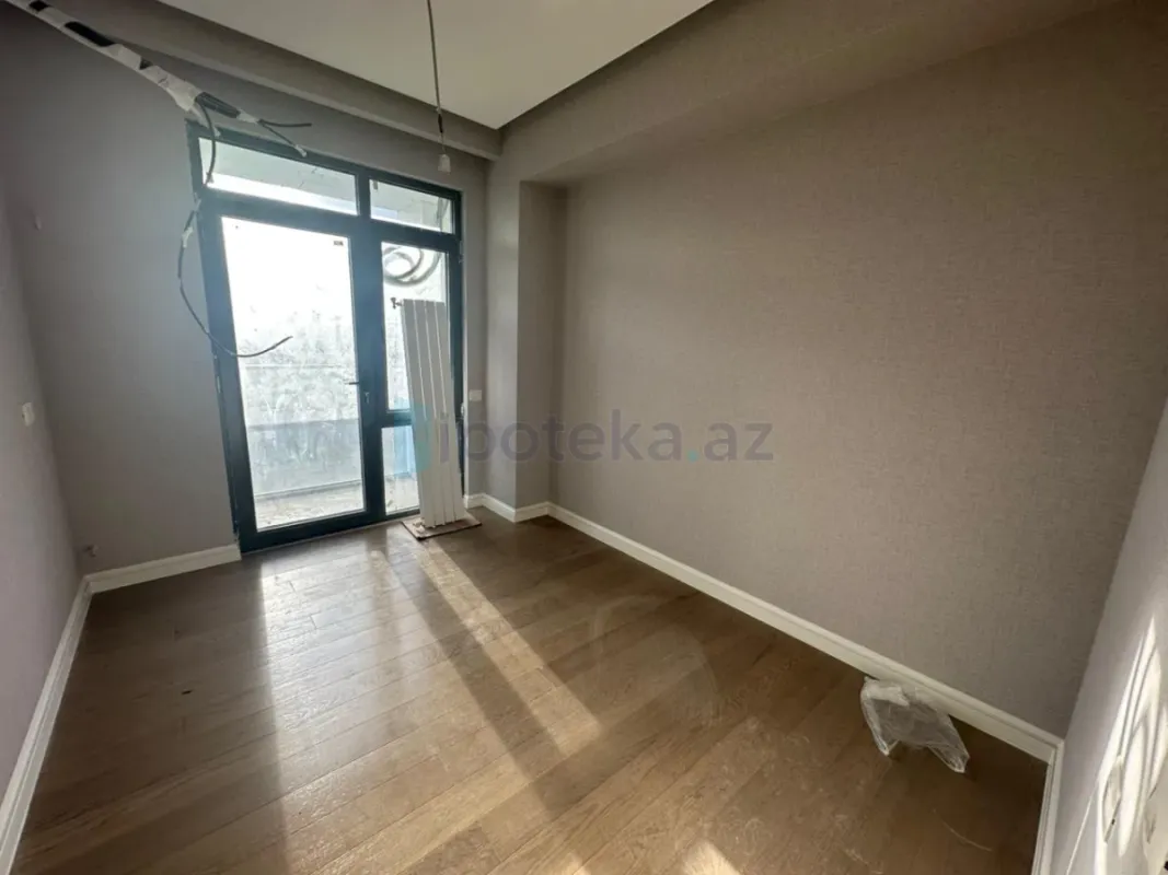 Satılır 3 otaqlı yeni tikili 84.3 m²