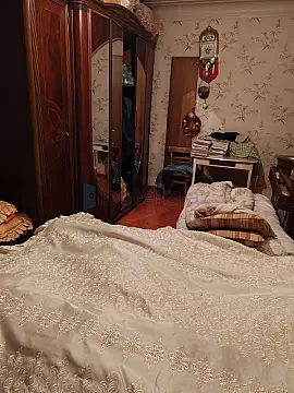 Satılır 3 otaqlı köhnə tikili 100 m²