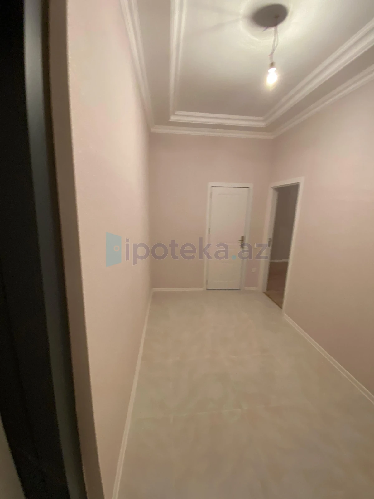 Satılır 2 otaqlı yeni tikili 74 m²