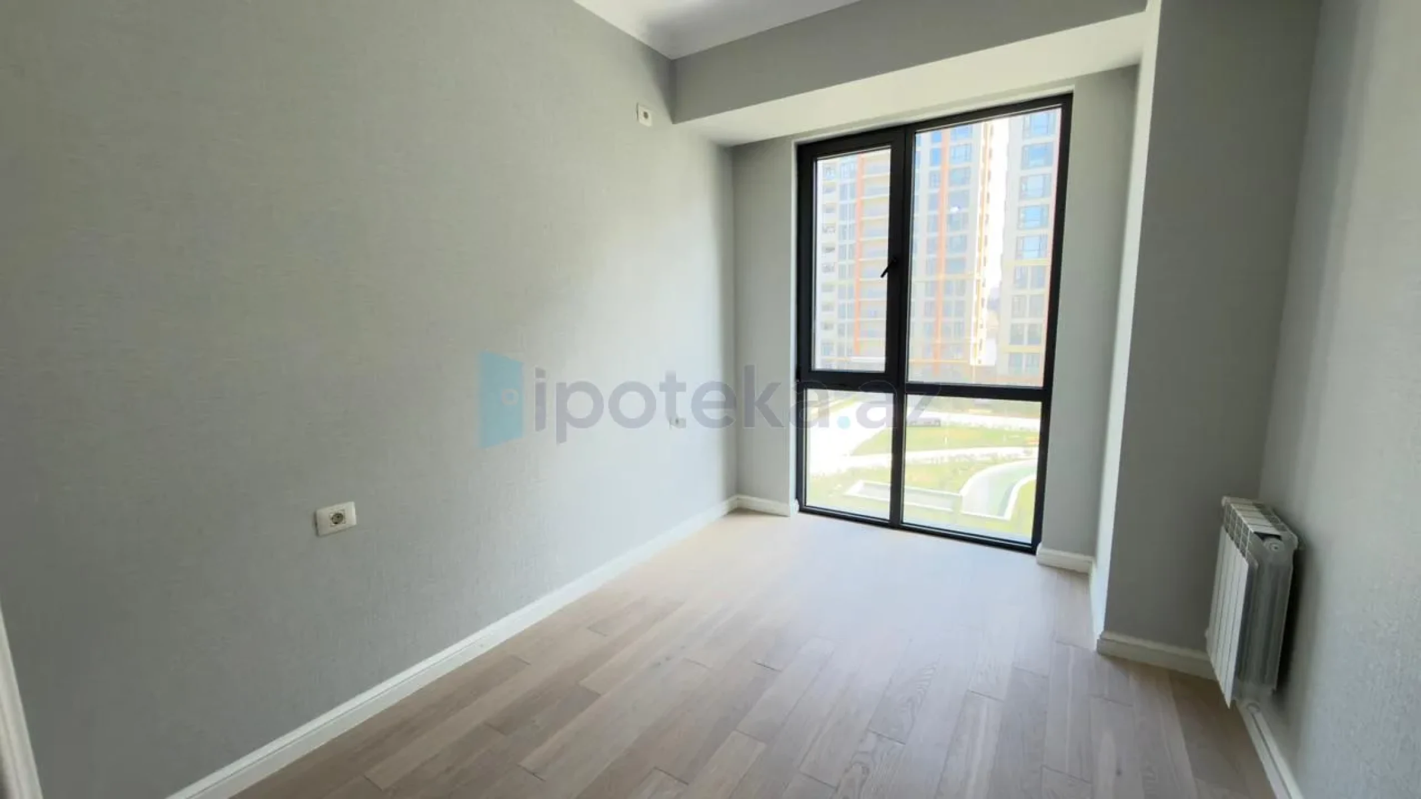 Satılır 3 otaqlı yeni tikili 83 m²