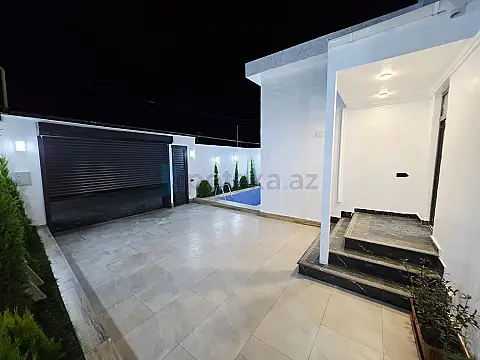 Satılır 4 otaqlı mənzil 120 m²