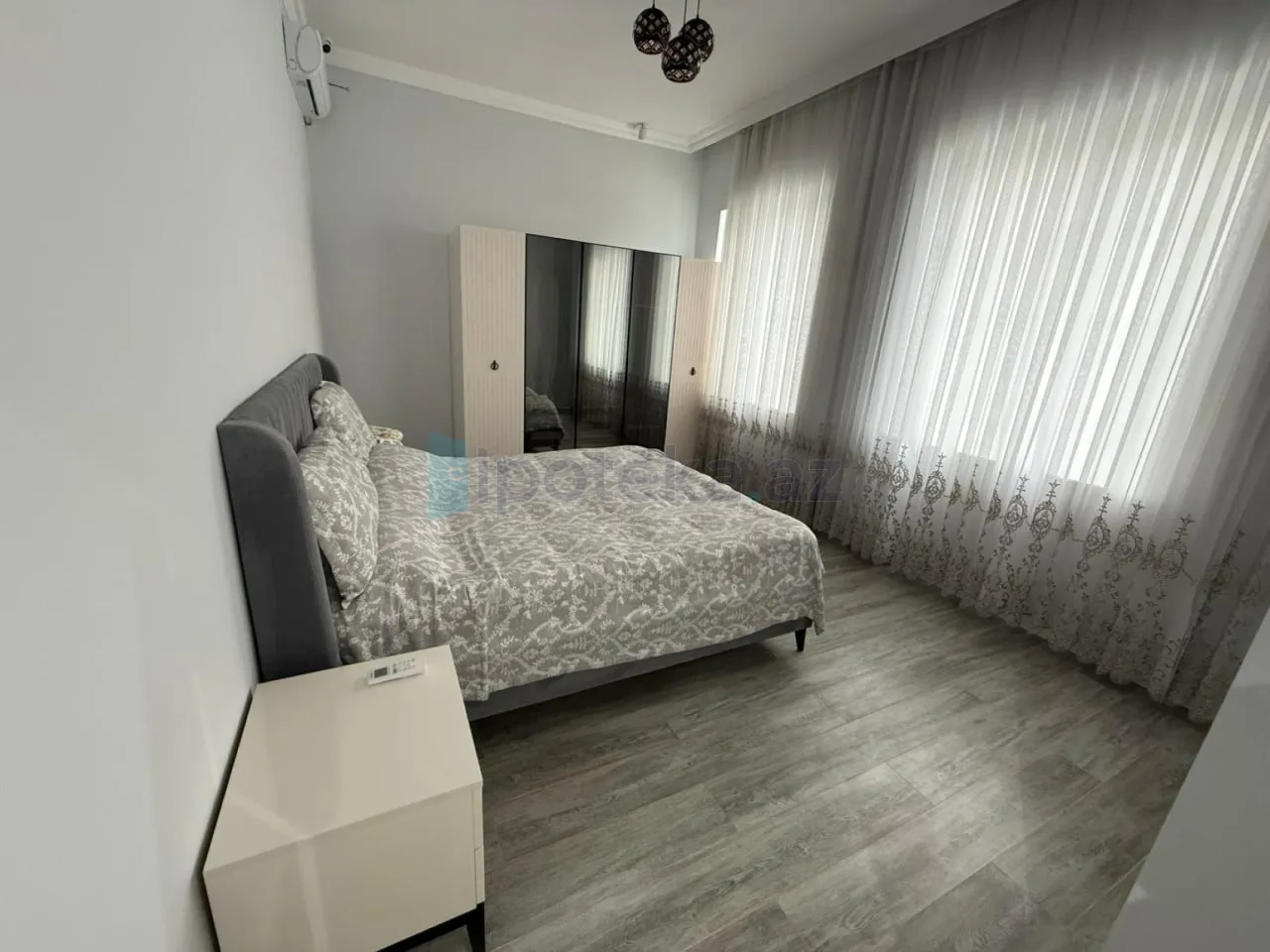Satılır 4 otaqlı həyət evi 142 m²