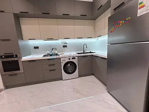 Satılır 3 otaqlı yeni tikili 105 m²