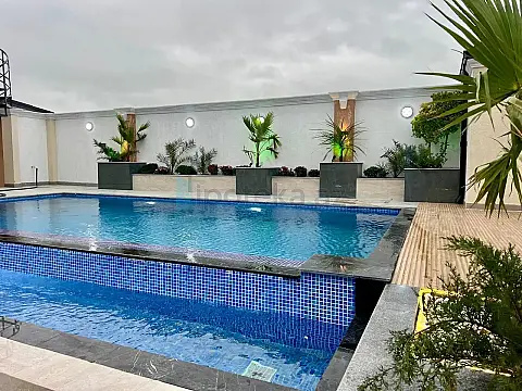 Satılır 5 otaqlı həyət evi 185 m²