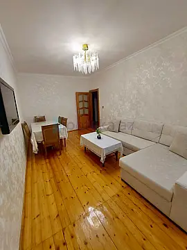 Satılır 3 otaqlı köhnə tikili 75 m² — Bakı, Nizami 3 otaq 75.00 m²